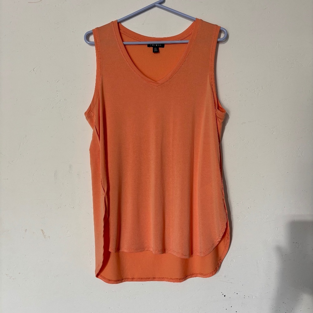 Tribal V-neck Sleeveless Top